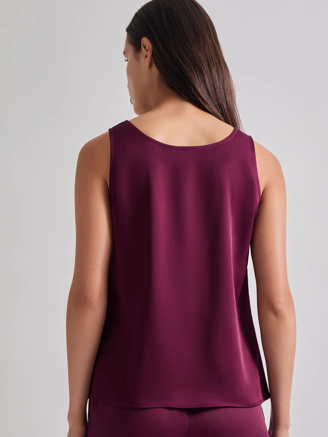 Misook Tops & Tees|Tanks|Classic Crepe de Chine Tank Top