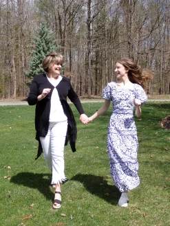 Misook Blouses & Shirts|Tops & Tees|Embroidered Floral Cropped Cotton Blouse