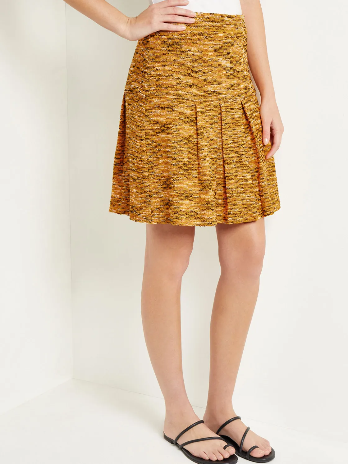 Misook Skirts|Mini A-Line Skirt - Pleated Tweed Knit