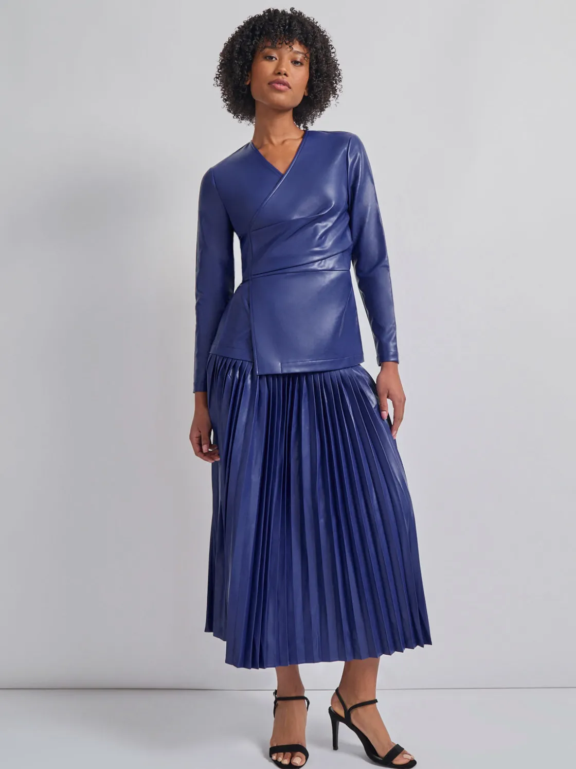 Misook Jackets & Coats|Tailored Fit Vegan Leather Tie Back Jacket